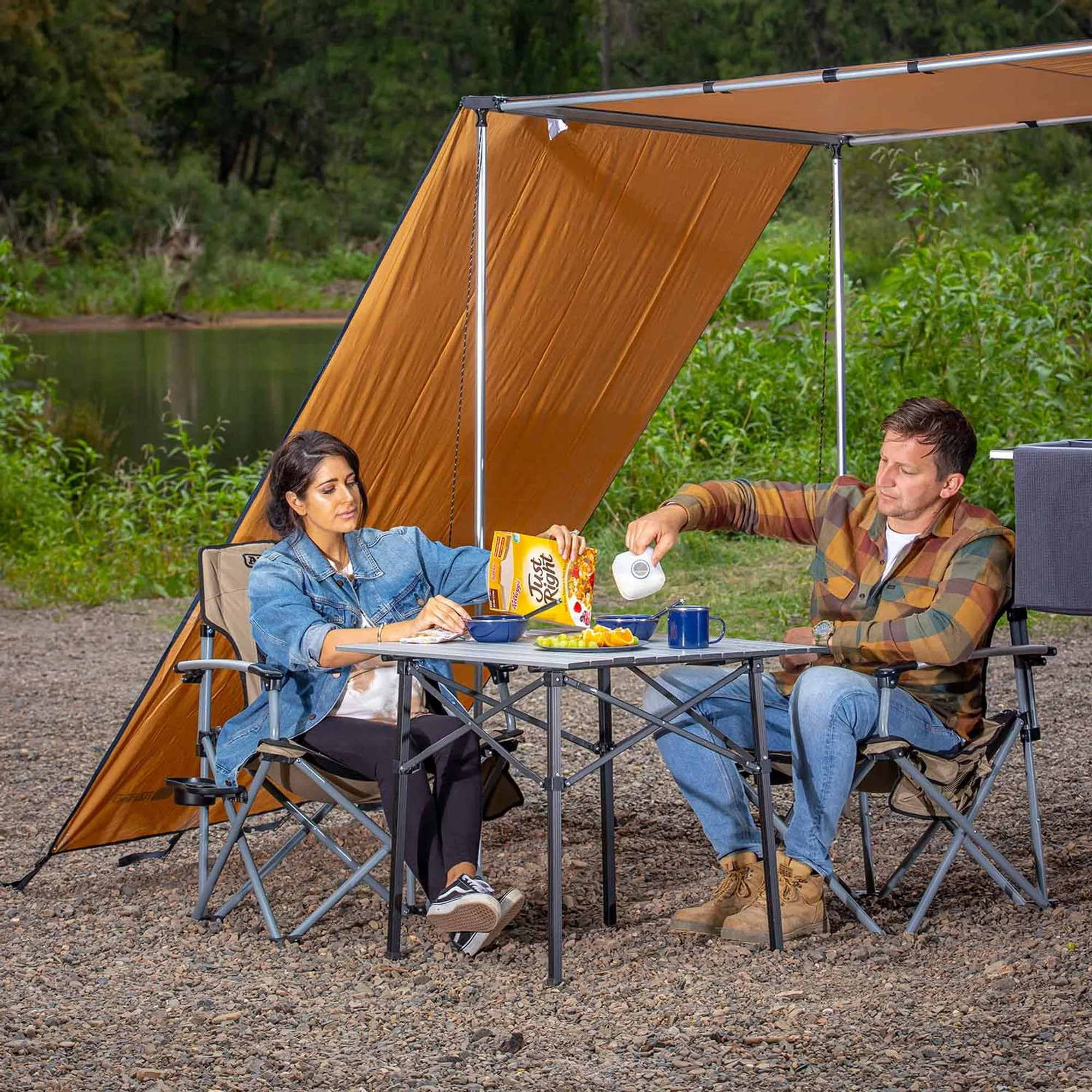 ARB 4X4 | Compact Aluminum Camp Table (10500130)