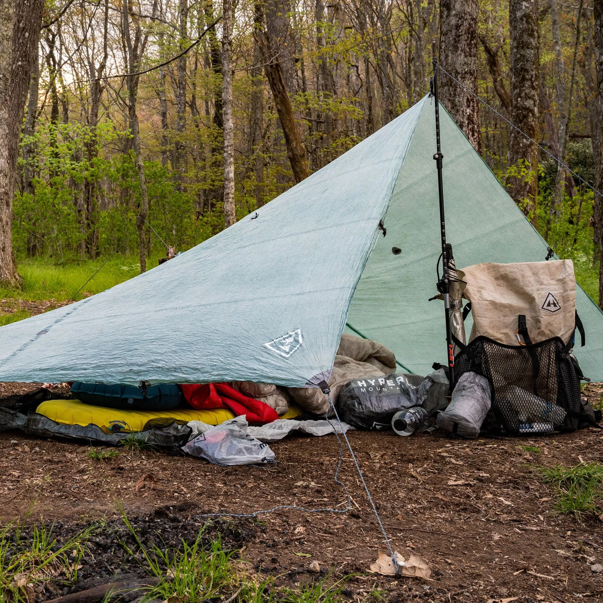 Hyperlite Mountain Gear -  8' x 10' Dyneema Ultralight Tarp