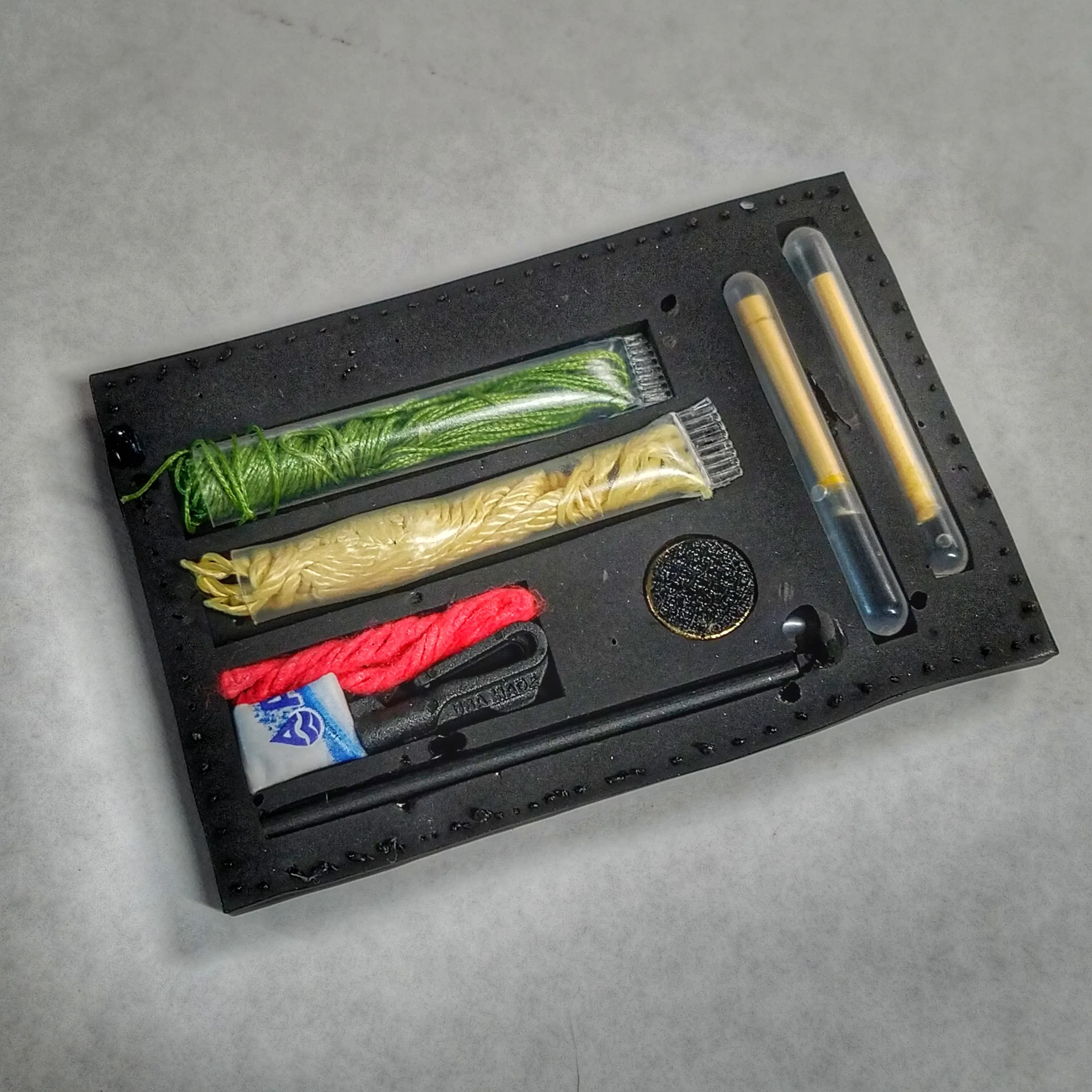 Superesse Survival Patch: Compartmentalized Micro EDC and Survival Kit